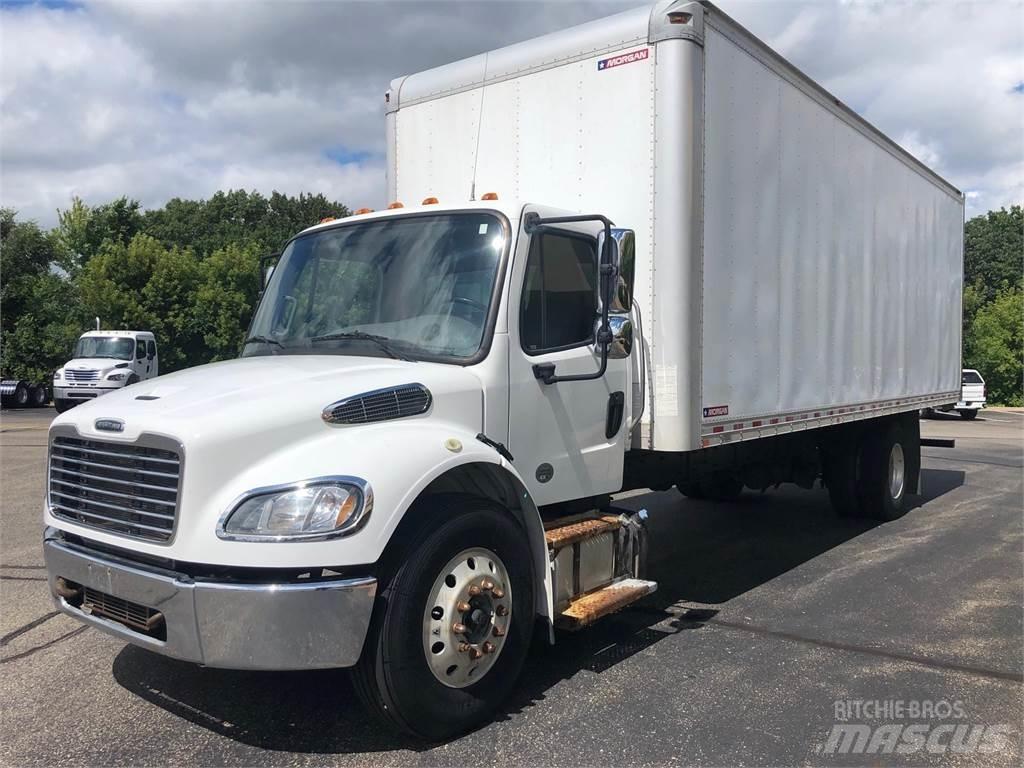 Freightliner M2 106 Skříňová nástavba