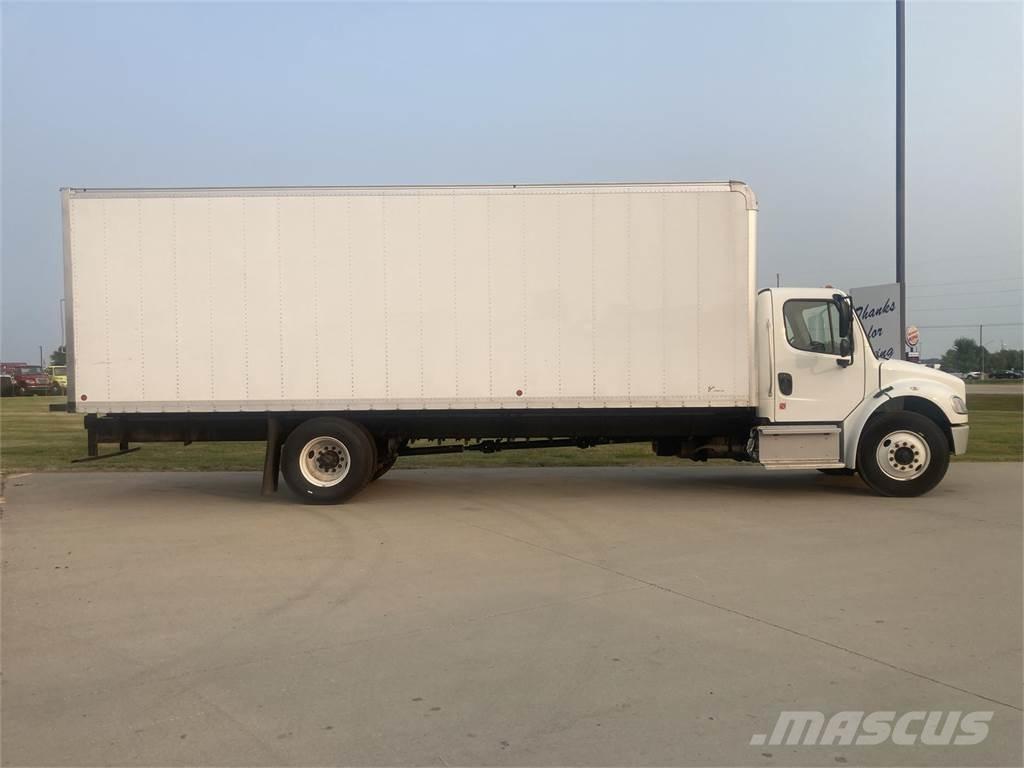 Freightliner M2 106 Nákladní vozidlo bez nástavby