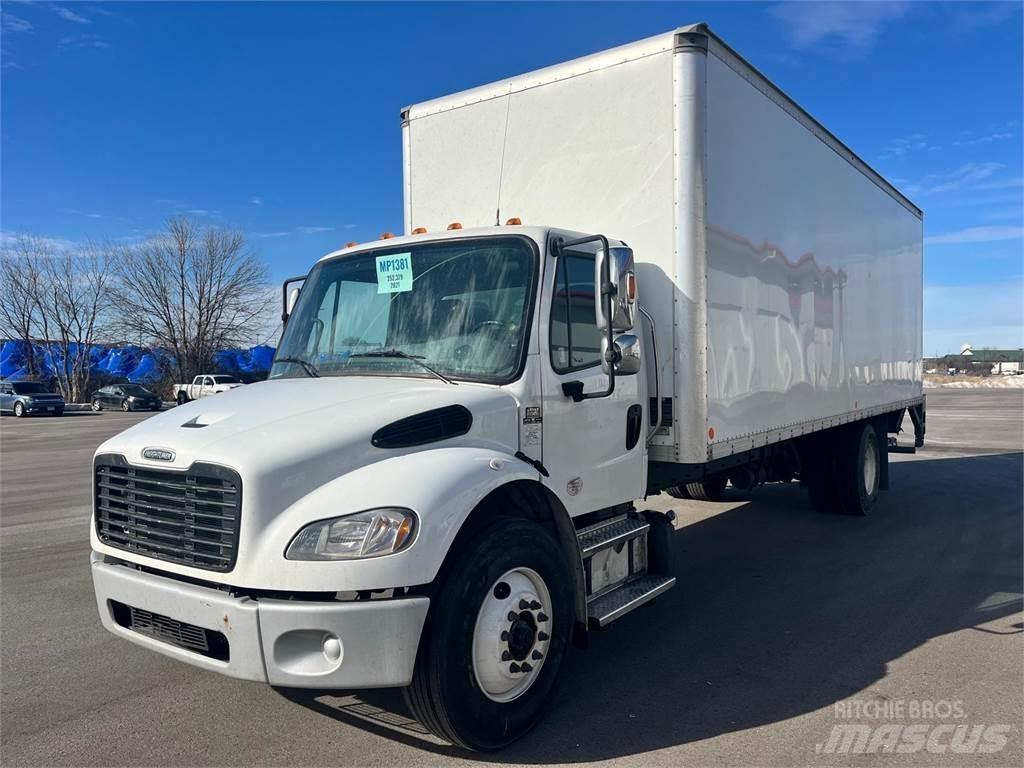 Freightliner M2 106 Skříňová nástavba
