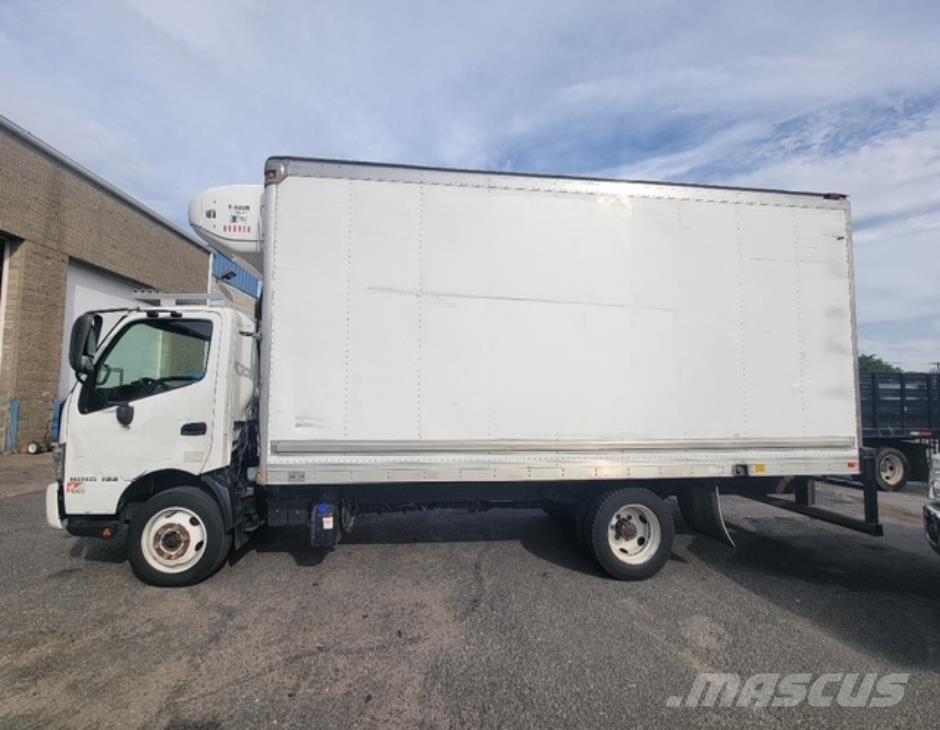Hino 195 Skříňová nástavba