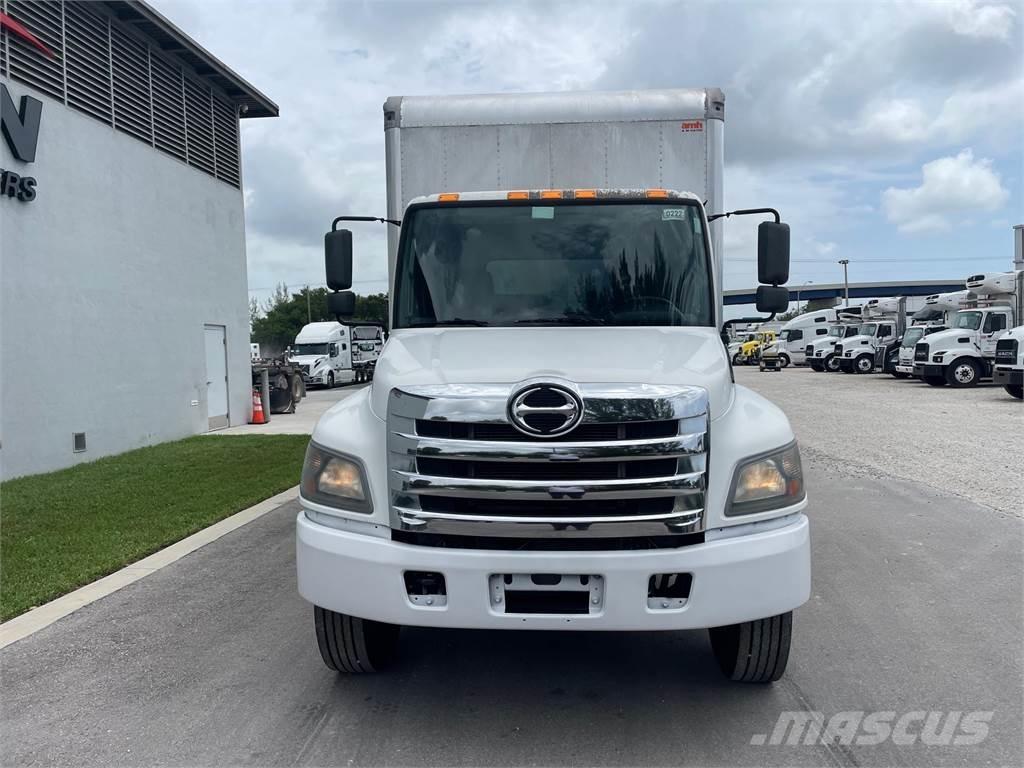 Hino 268 Skříňová nástavba