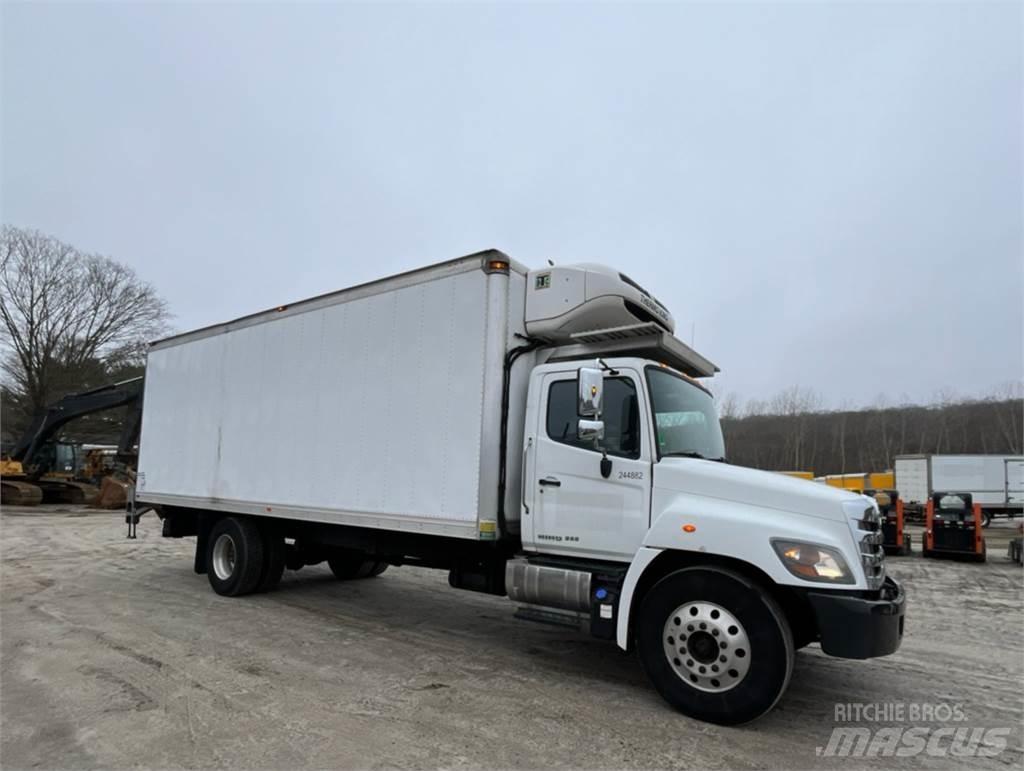 Hino 268 Skříňová nástavba