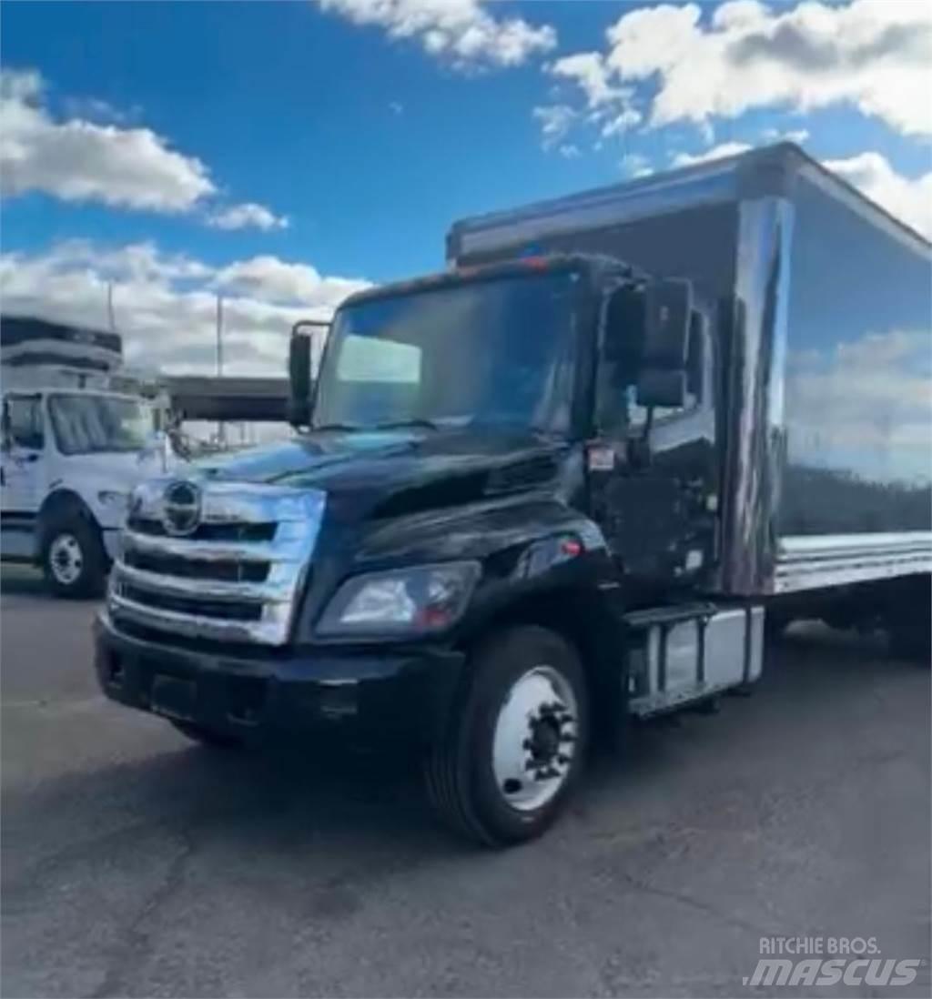 Hino 268A Skříňová nástavba