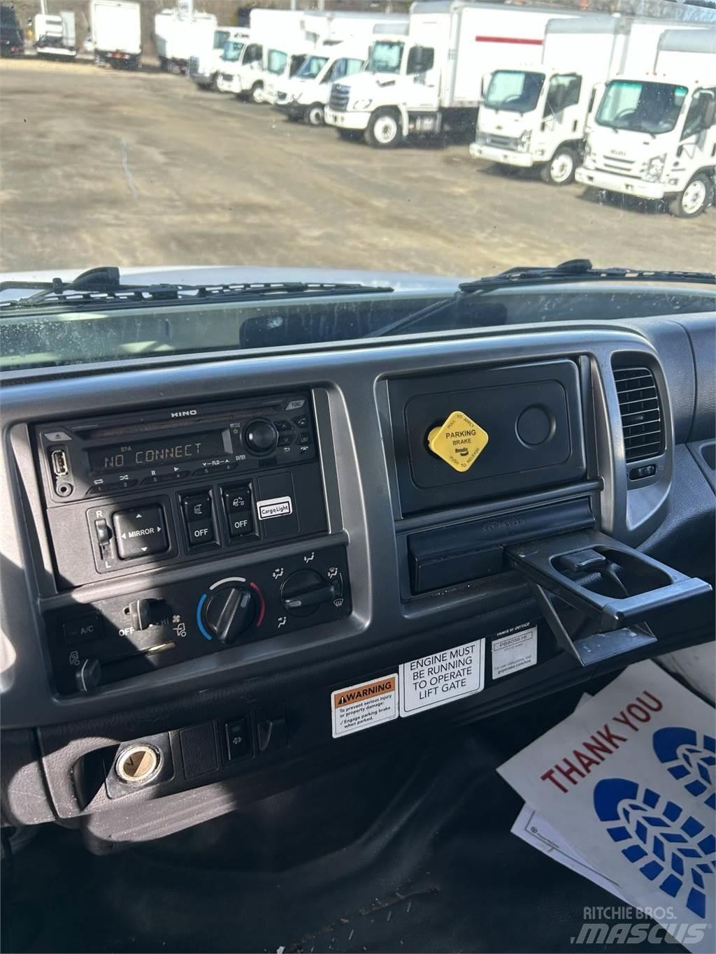 Hino 268A Skříňová nástavba