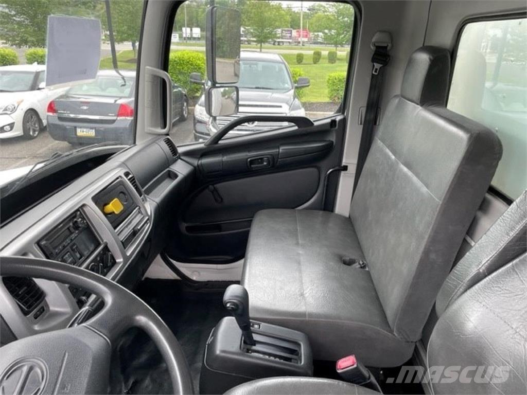 Hino 268A Skříňová nástavba