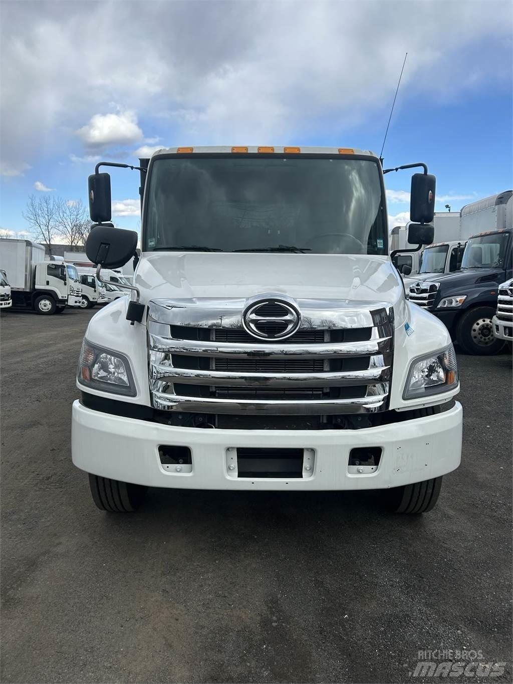 Hino 338 Další