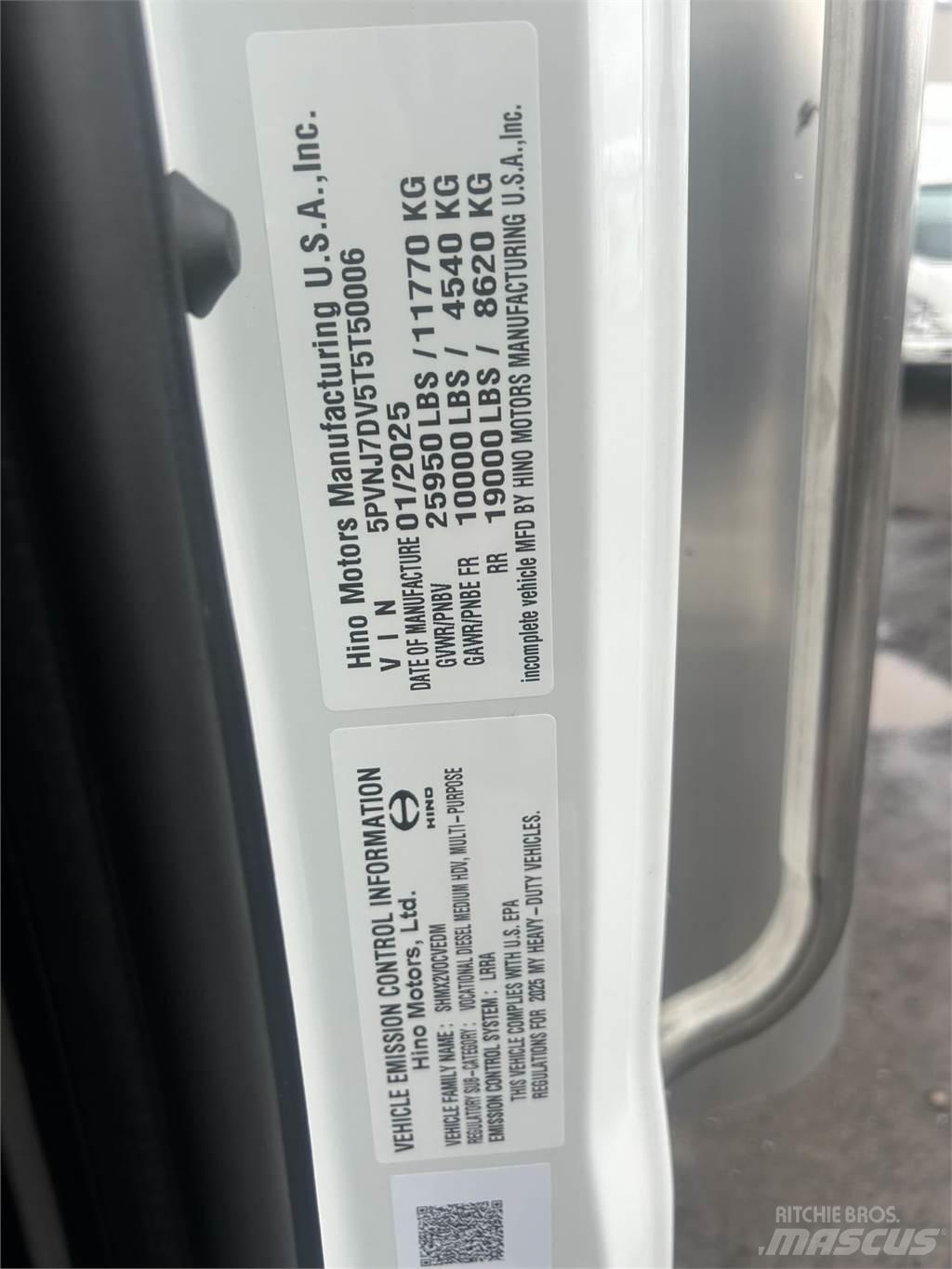 Hino L6 Skříňová nástavba