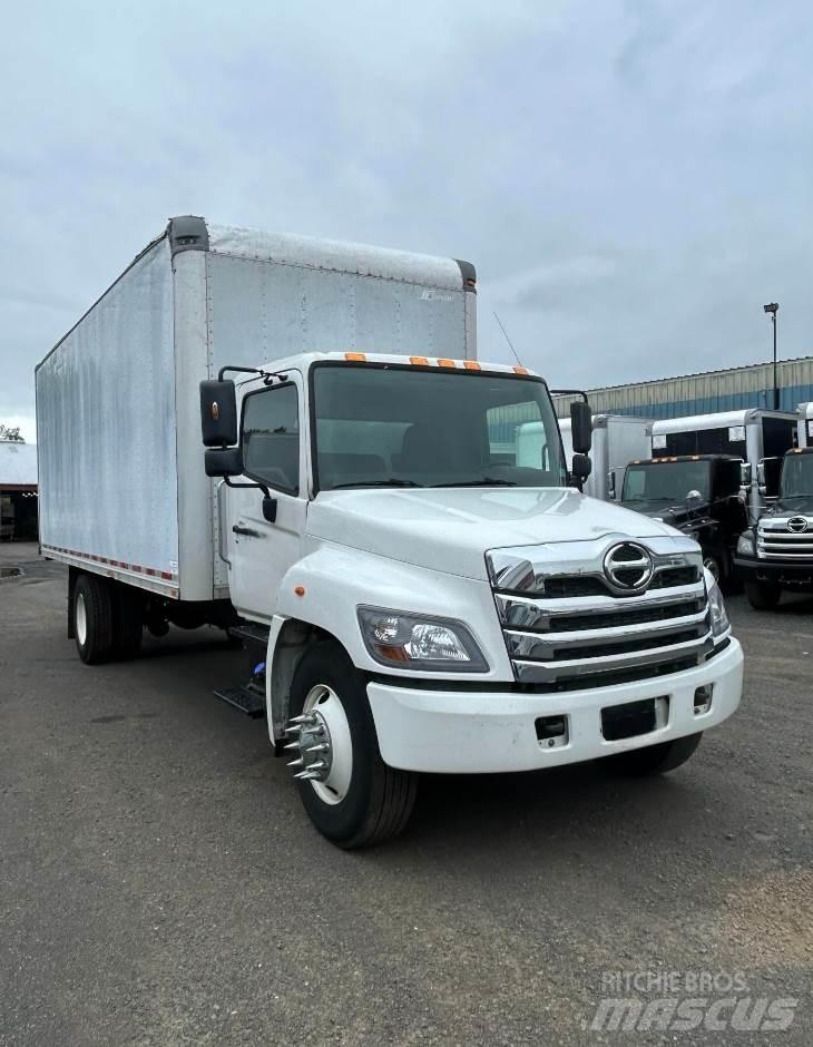 Hino L6 Skříňová nástavba