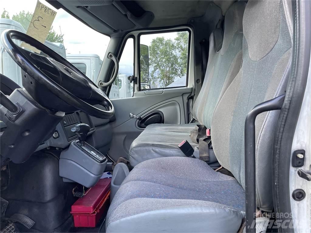 International 4300 Další