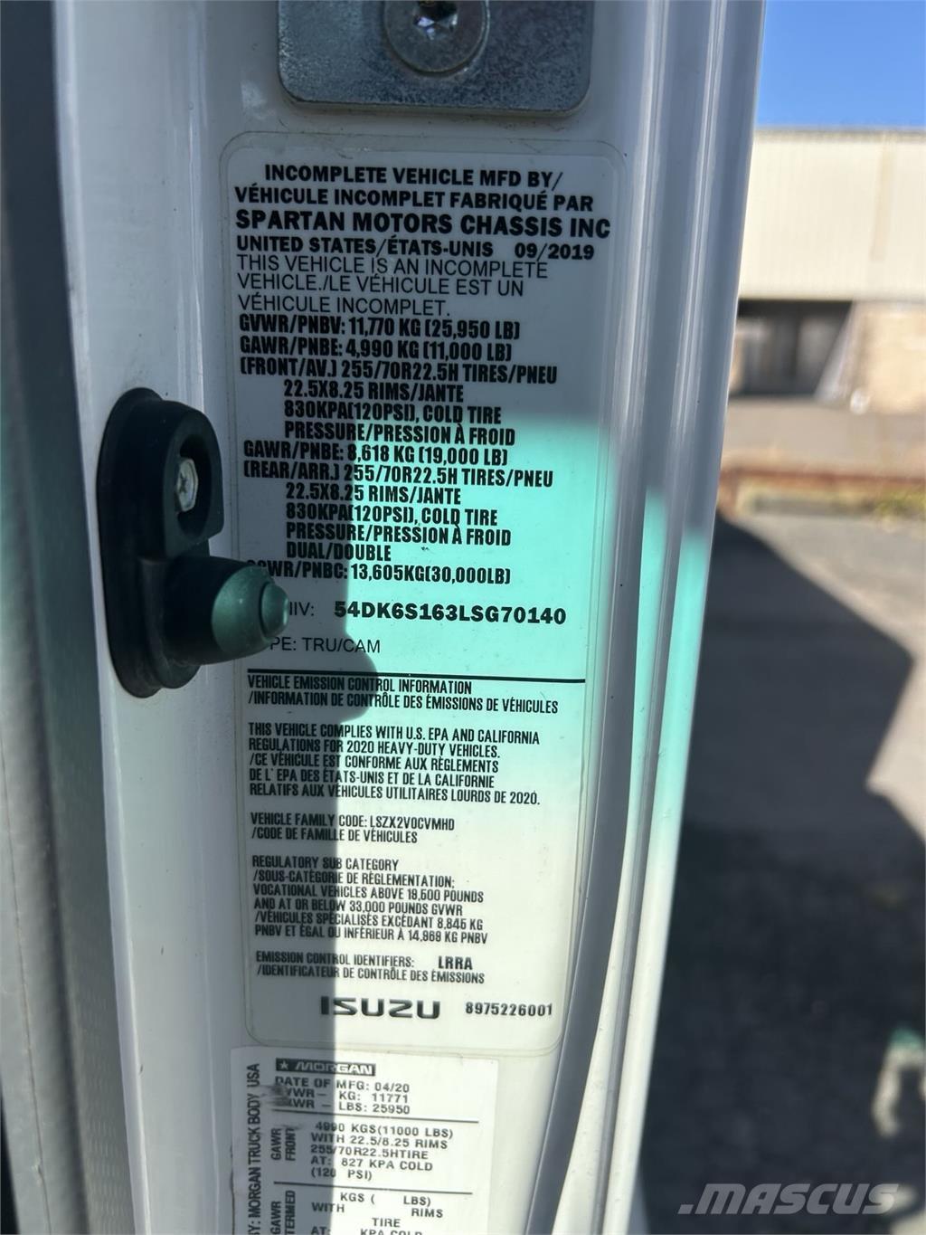 Isuzu FTR Skříňová nástavba