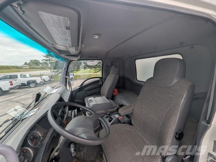 Isuzu FTR Skříňová nástavba