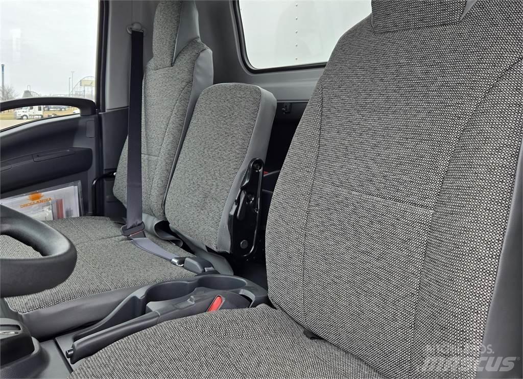 Isuzu NPRHD Skříňová nástavba