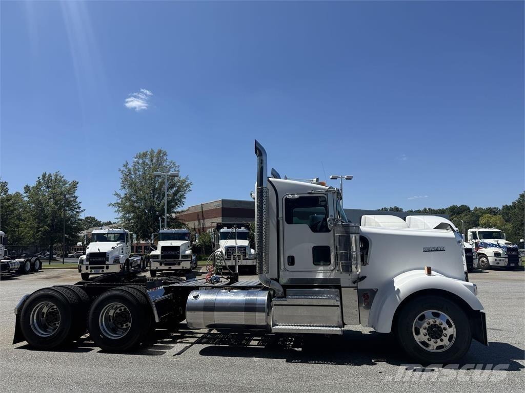 Kenworth W900 Tahače