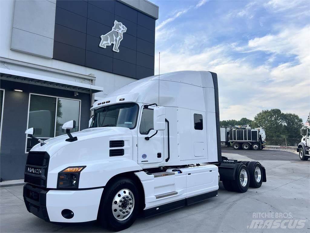 Mack AN64T Tahače