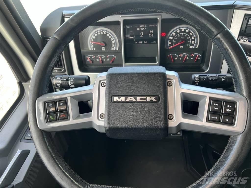 Mack AN64T Tahače