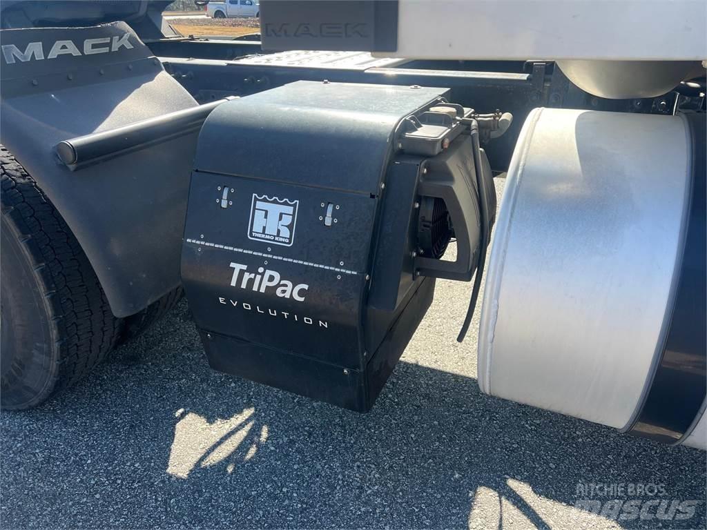 Mack AN64T Tahače