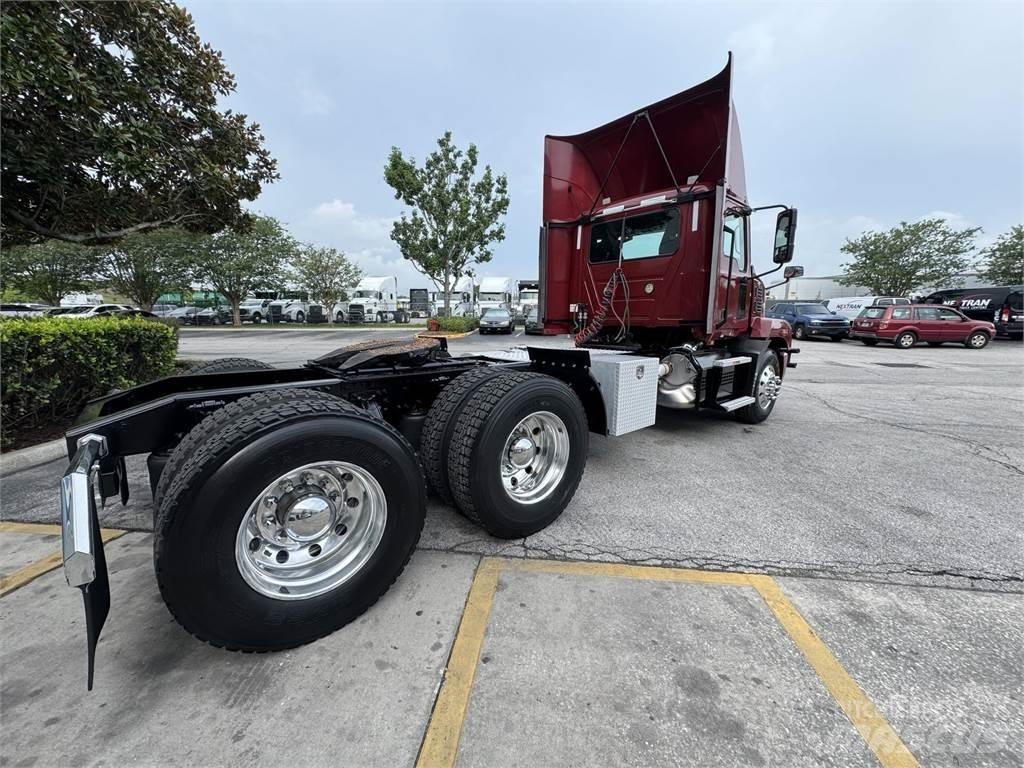 Mack AN64T Tahače