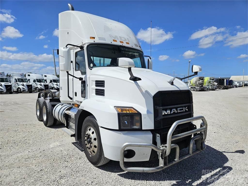 Mack AN64T Tahače