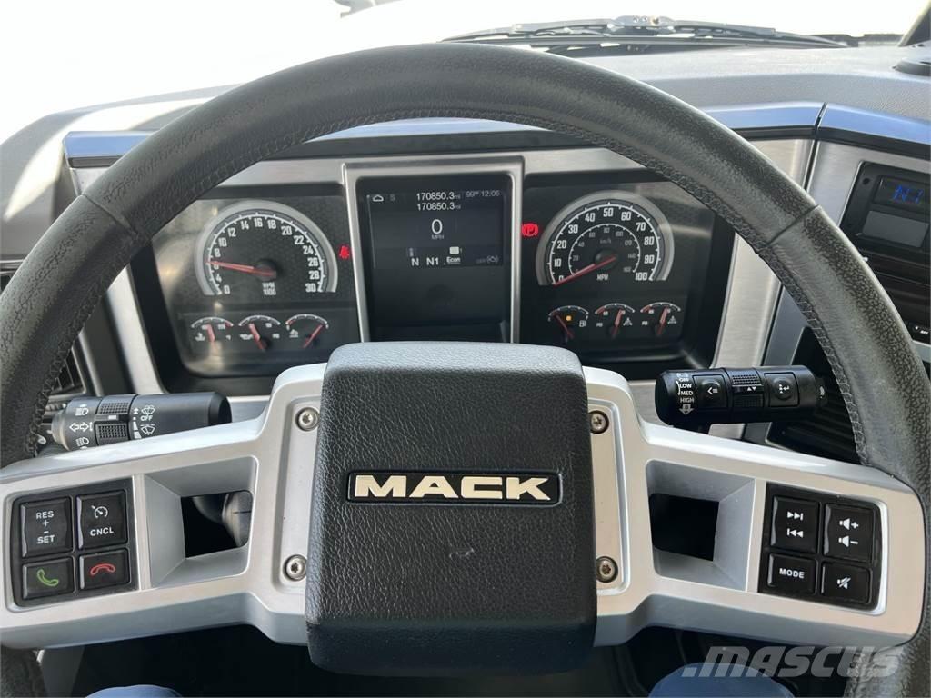 Mack AN64T Tahače