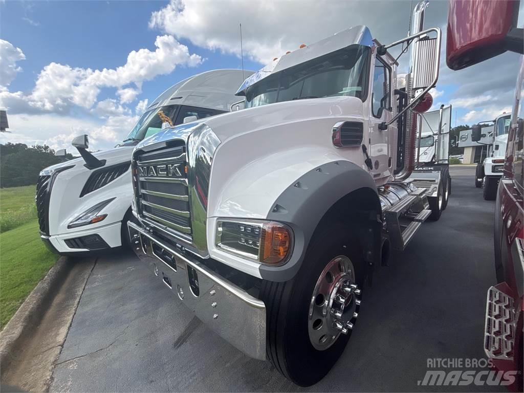 Mack GR64FT Tahače