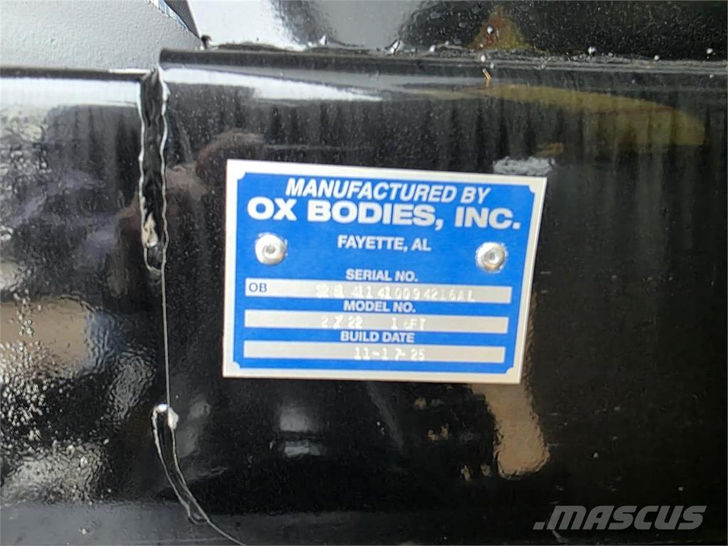 Mack GR84F Sklápěče