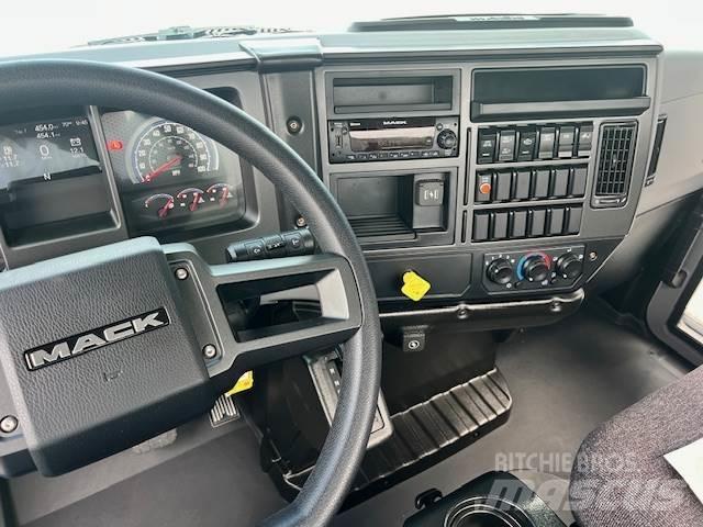 Mack MD6 42R Nákladní vozidlo bez nástavby