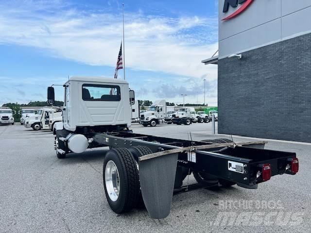 Mack MD6 42R Nákladní vozidlo bez nástavby