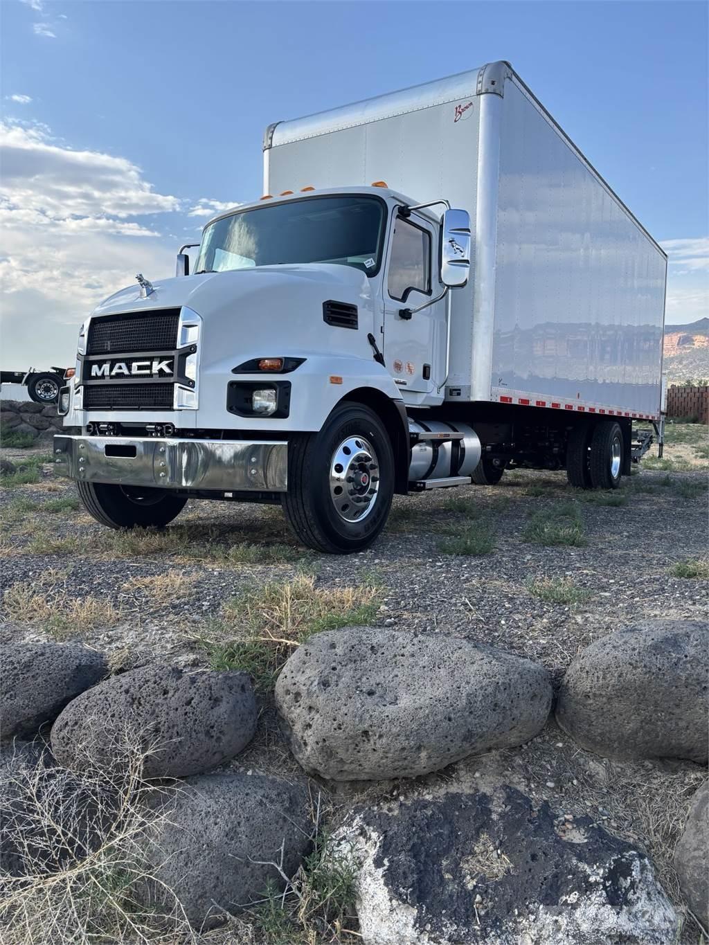Mack MD6 42R Nákladní vozidlo bez nástavby