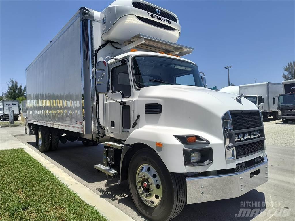 Mack MD6 42R Tahače