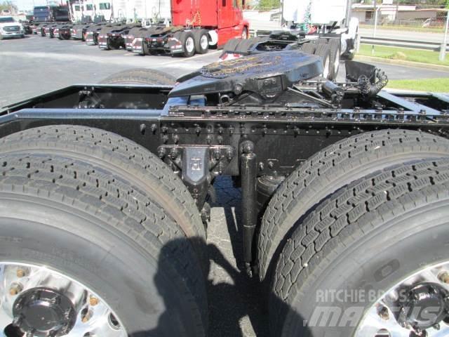 Mack PI64T Tahače