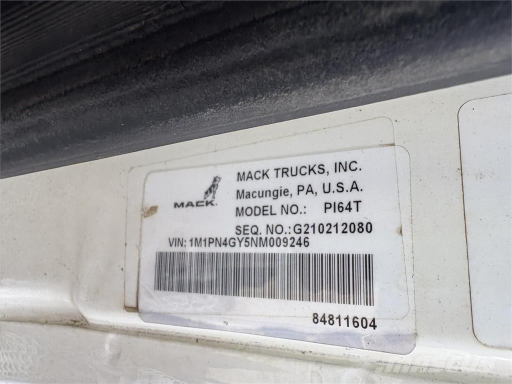 Mack PI64T Tahače