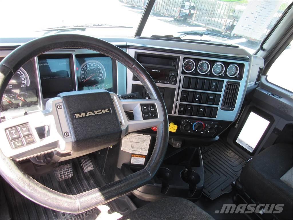 Mack PI64T Tahače