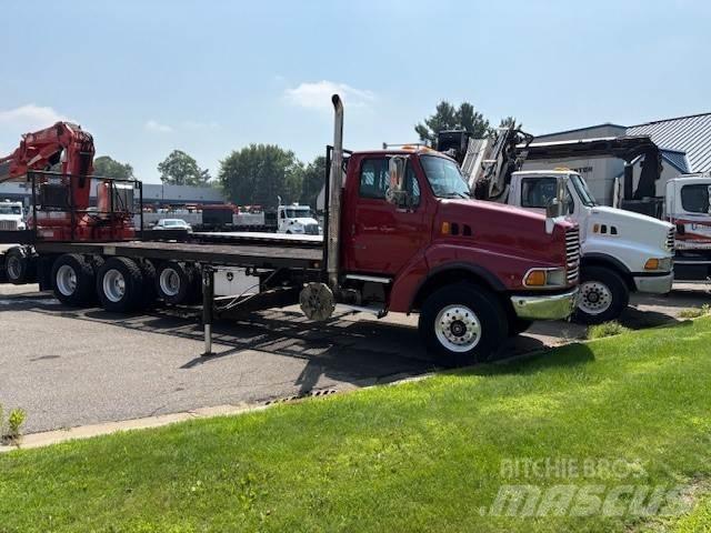 Sterling TRUCK LT9522 Tahače