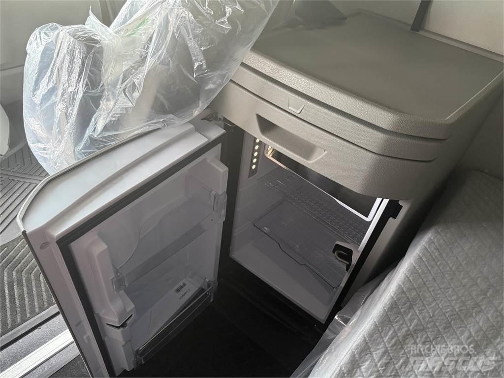 Volvo NEW VNL860 Tahače