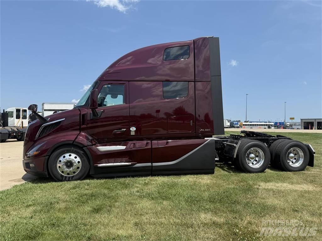 Volvo NEW VNL860 Tahače
