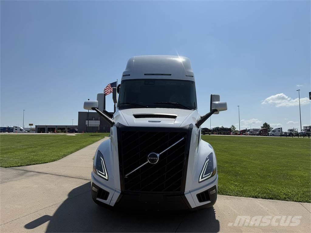 Volvo NEW VNL860 Tahače