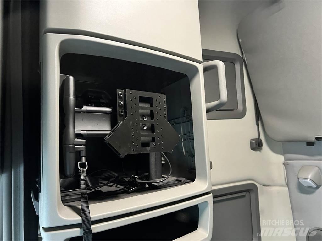 Volvo VNL64T760 Tahače