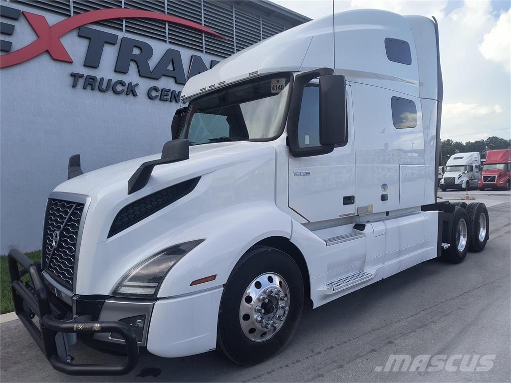 Volvo VNL64T760 Tahače