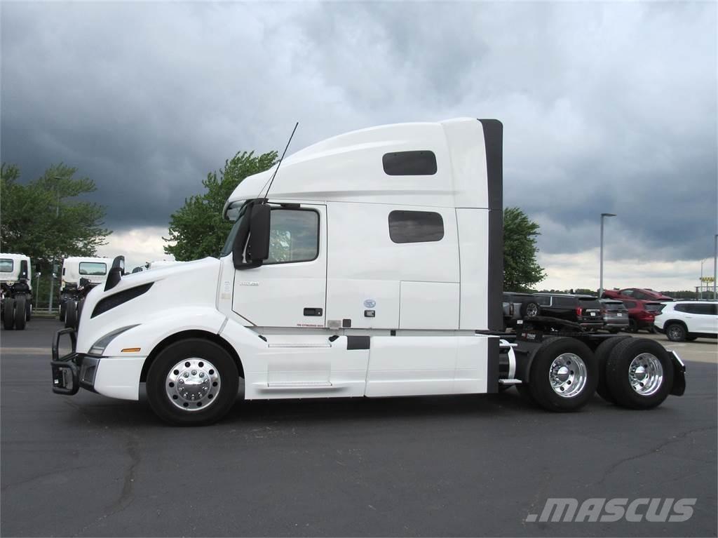 Volvo VNL64T760 Tahače