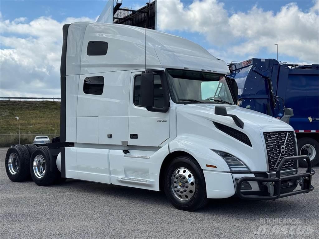 Volvo VNL64T760 Tahače