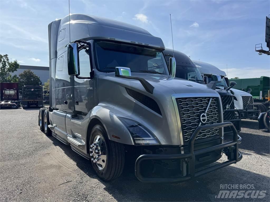 Volvo VNL64T760 Tahače