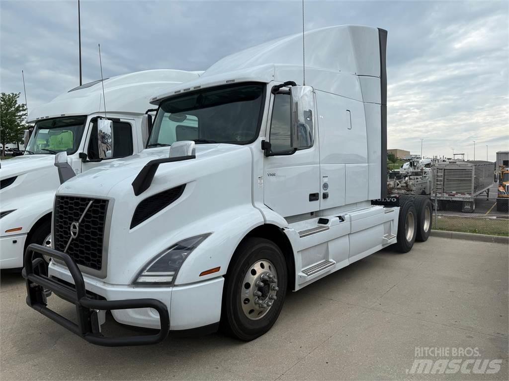 Volvo VNL64T760 Tahače