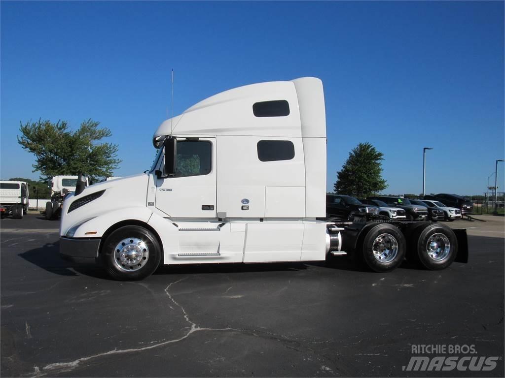 Volvo VNL64T760 Tahače