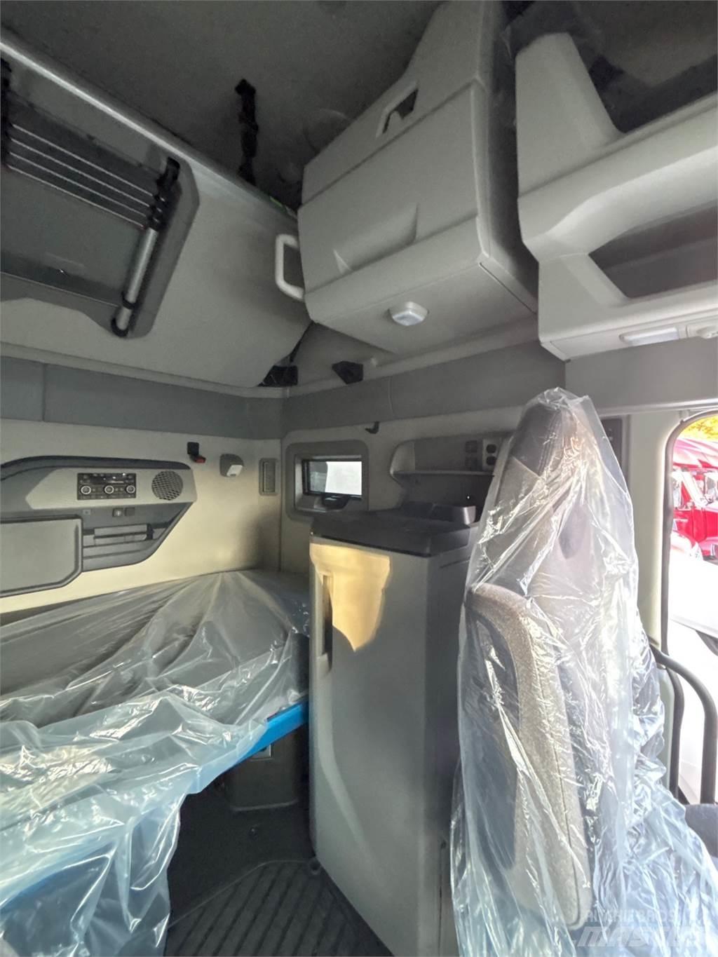 Volvo VNL64T860 Tahače