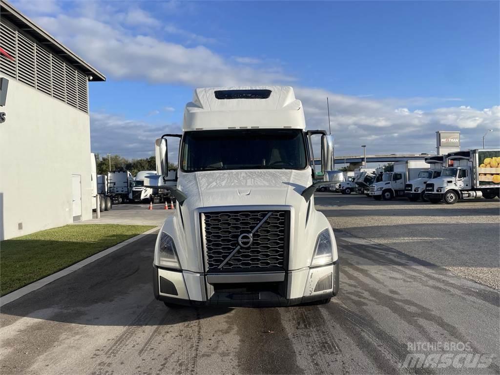 Volvo VNL64T860 Tahače