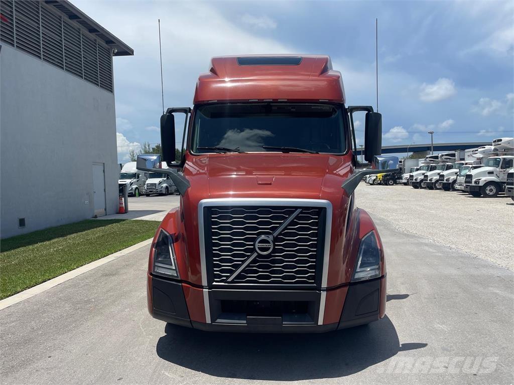 Volvo VNL64T860 Tahače