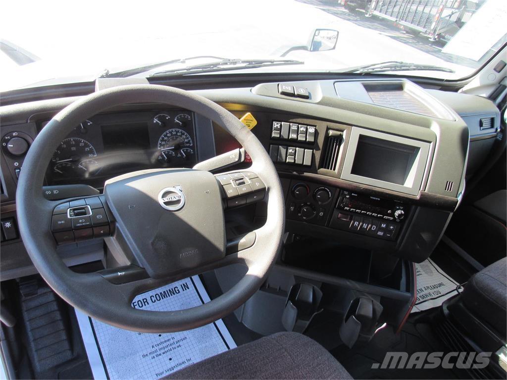 Volvo VNL64T860 Tahače