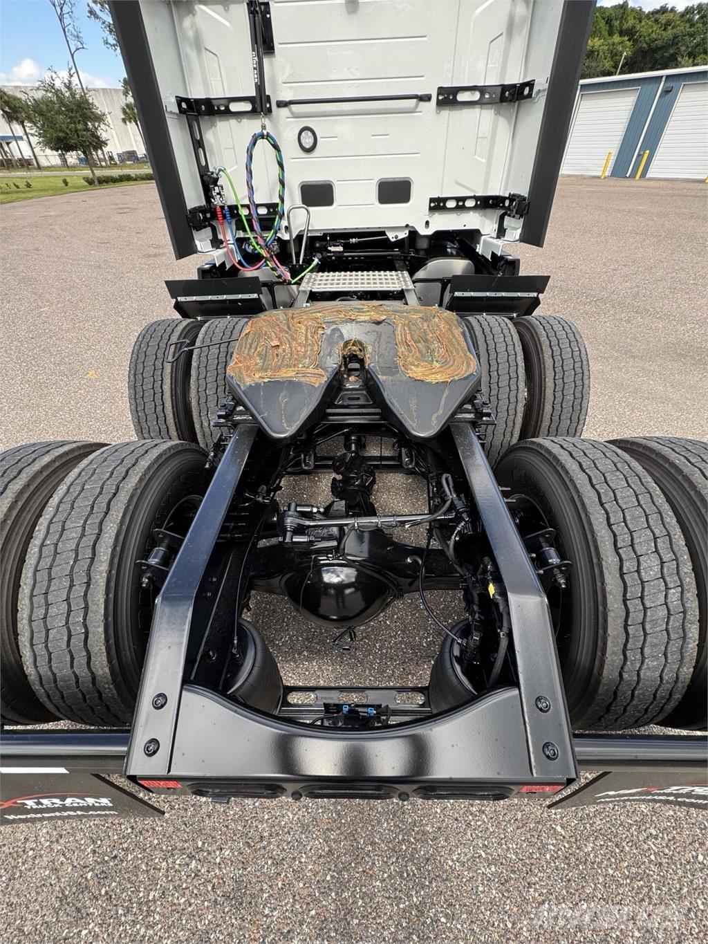 Volvo VNL64T860 Tahače