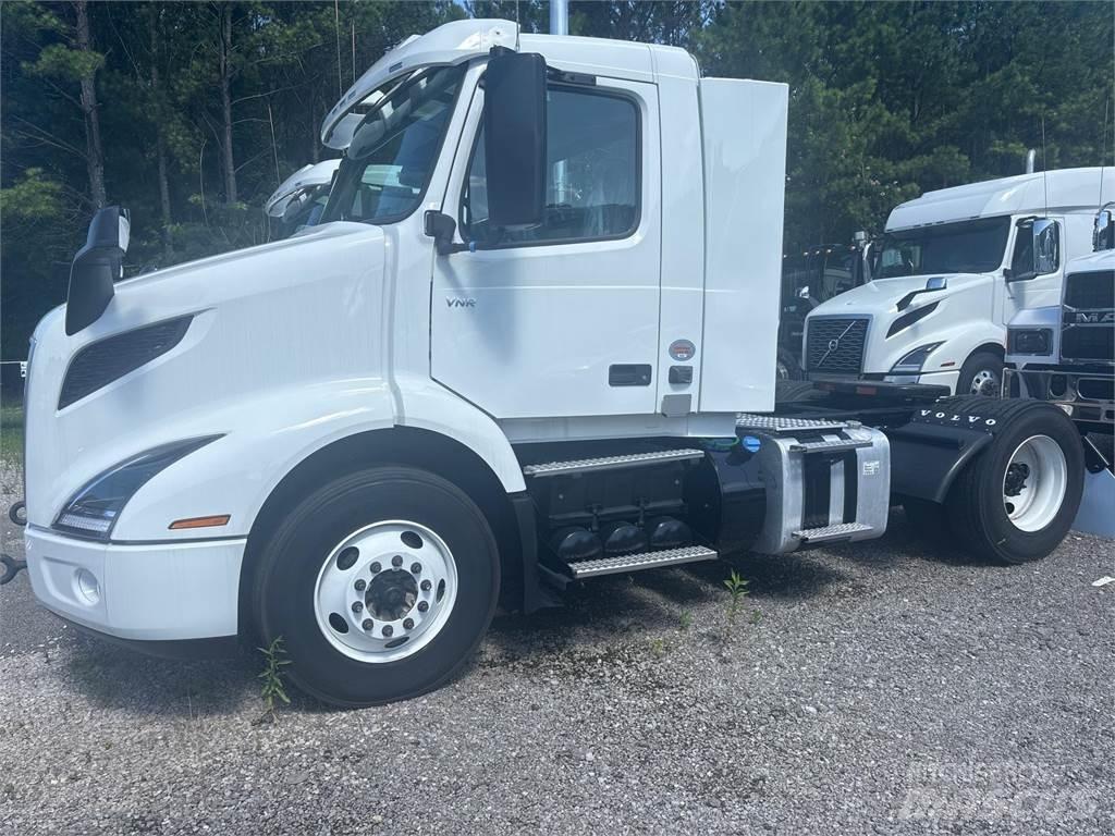Volvo VNR42T300 Tahače