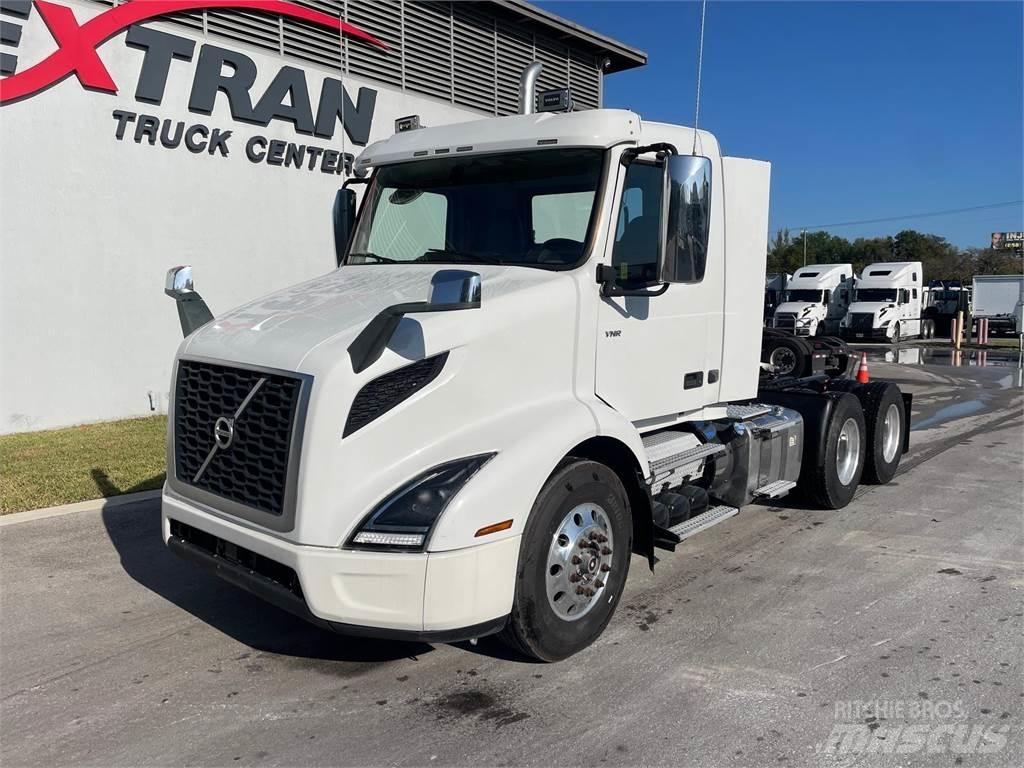 Volvo VNR64T Tahače